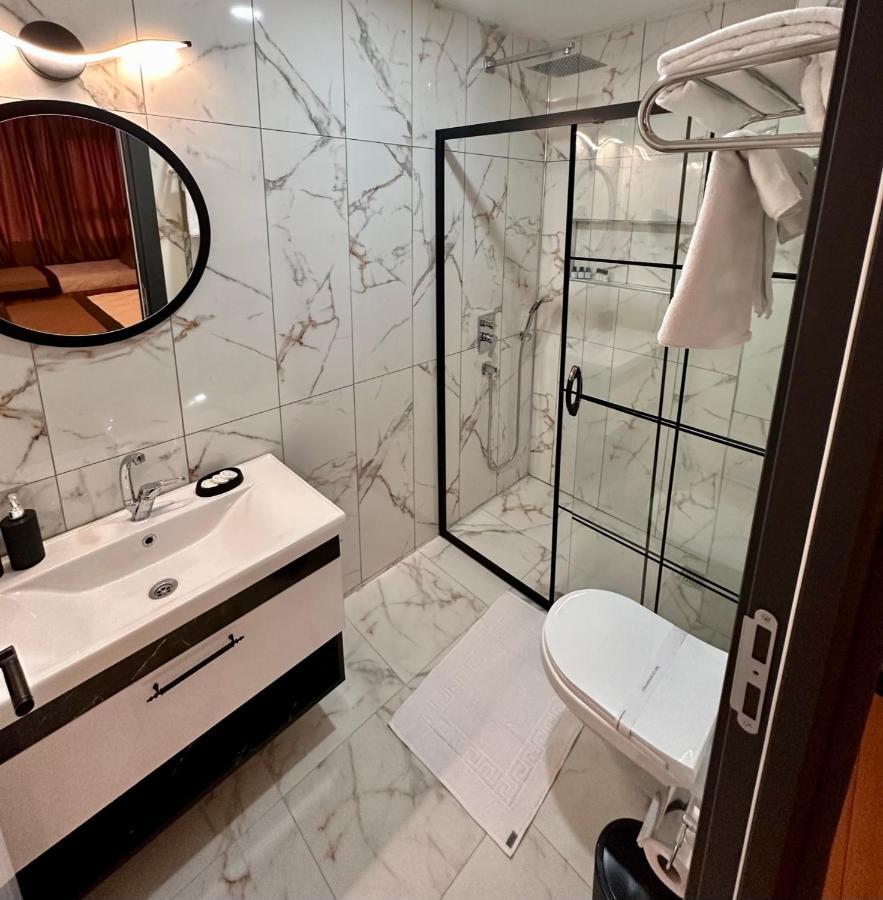 Skymoon Istanbul Airport Hotel Arnavutkoy Zimmer foto